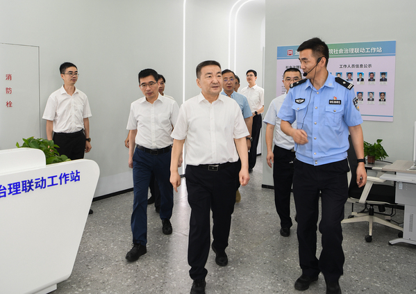 20已审 王成国水院调研.JPG